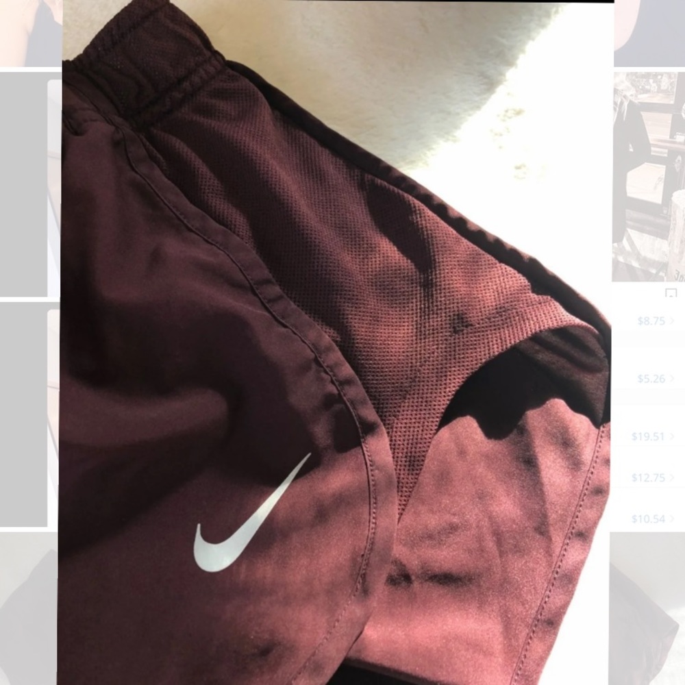 Nike Maroon shorts ✨